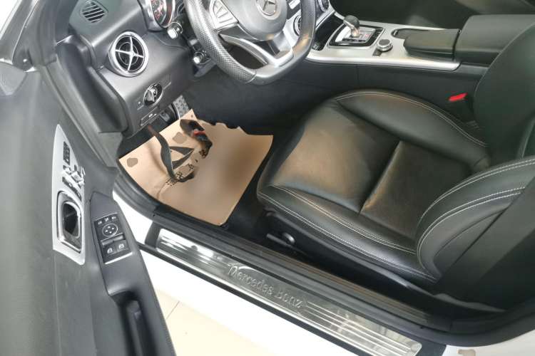 Used Mercedes-Benz SLC 2018 SLC 260 Dynamic Edition Driver Seat