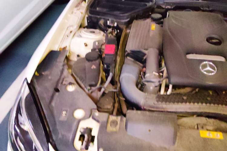 Used Mercedes-Benz SLC 2018 SLC 260 Dynamic Edition Engine Bay Right