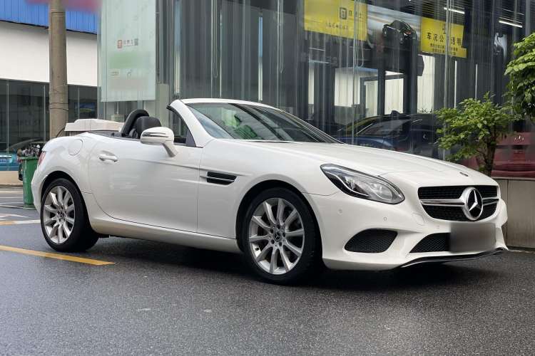 Used Mercedes-Benz SLC 2018 SLC 260 Dynamic Edition Front Right 45 Deg