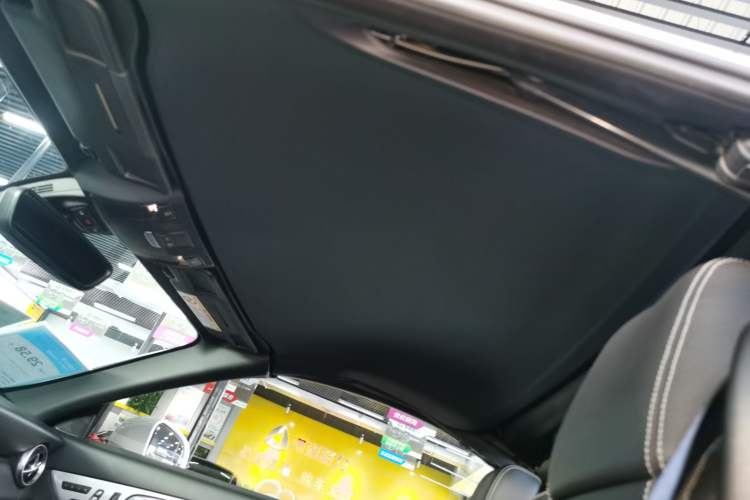 Used Mercedes-Benz SLC 2018 SLC 260 Dynamic Edition Headliner