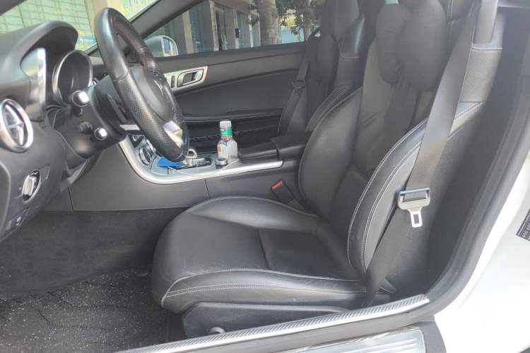 Used Mercedes-Benz SLC 2018 SLC 260 Dynamic Edition Left Front Seat