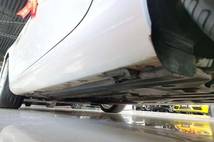 Used Mercedes-Benz SLC 2018 SLC 260 Dynamic Edition Left Side Sill