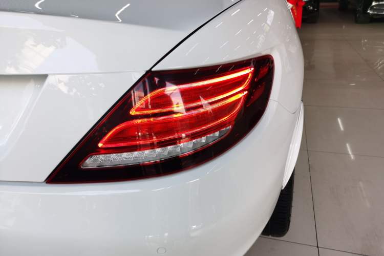 Used Mercedes-Benz SLC 2018 SLC 260 Dynamic Edition Right Rear Taillight
