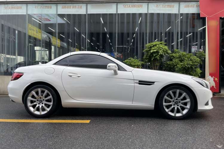 Used Mercedes-Benz SLC 2018 SLC 260 Dynamic Edition Right Side