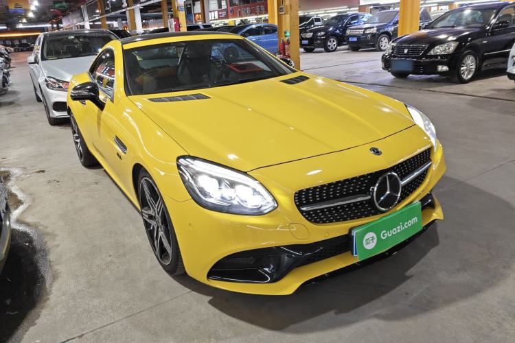 Used Mercedes-Benz SLC 2018 SLC 260 Dynamic Edition Front Right 45 Deg