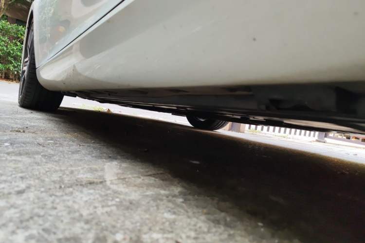 Used Mercedes-Benz SLC 2019 SLC 260 Jinyu Collector's Edition Chassis Rear Left