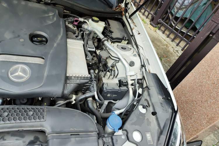 Used Mercedes-Benz SLC 2019 SLC 260 Jinyu Collector's Edition Engine Bay Left