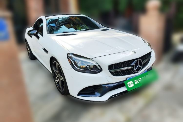 Used Mercedes-Benz SLC 2019 SLC 260 Jinyu Collector's Edition Front Right 45 Deg