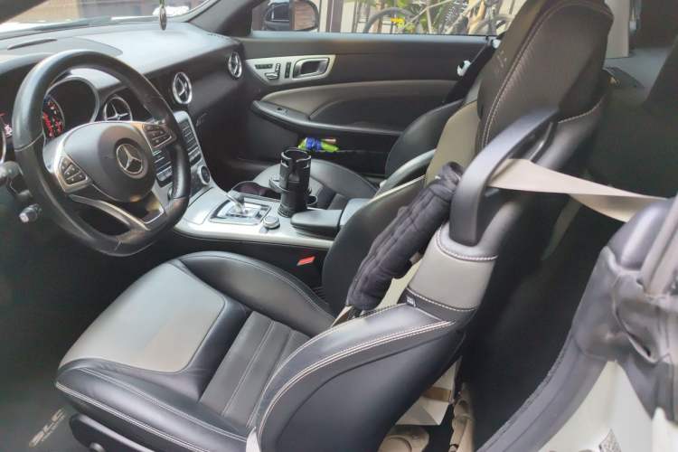 Used Mercedes-Benz SLC 2019 SLC 260 Jinyu Collector's Edition Left Rear Seat