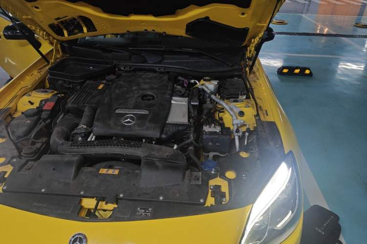 Used Mercedes-Benz SLC 2019 SLC 260 Jinyu Collector's Edition Engine Bay Left