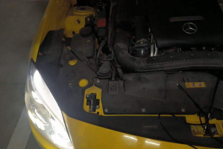 Used Mercedes-Benz SLC 2019 SLC 260 Jinyu Collector's Edition Engine Bay Right