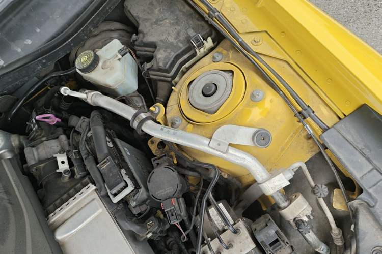 Used Mercedes-Benz SLC 2019 SLC 260 Jinyu Collector's Edition Engine Bay Right