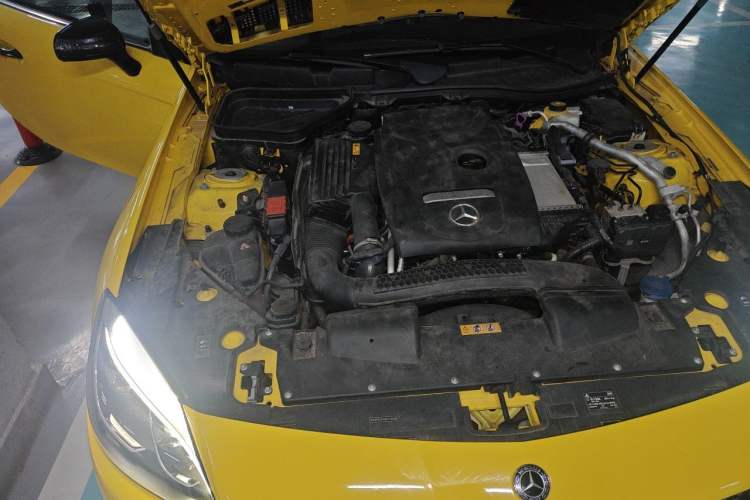Used Mercedes-Benz SLC 2019 SLC 260 Jinyu Collector's Edition Engine Bay Right