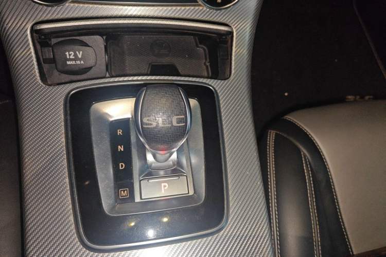 Used Mercedes-Benz SLC 2019 SLC 260 Jinyu Collector's Edition Gear Lever