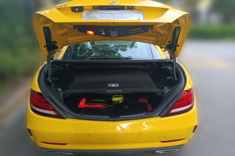 Used Mercedes-Benz SLC 2019 SLC 260 Jinyu Collector's Edition Trunk