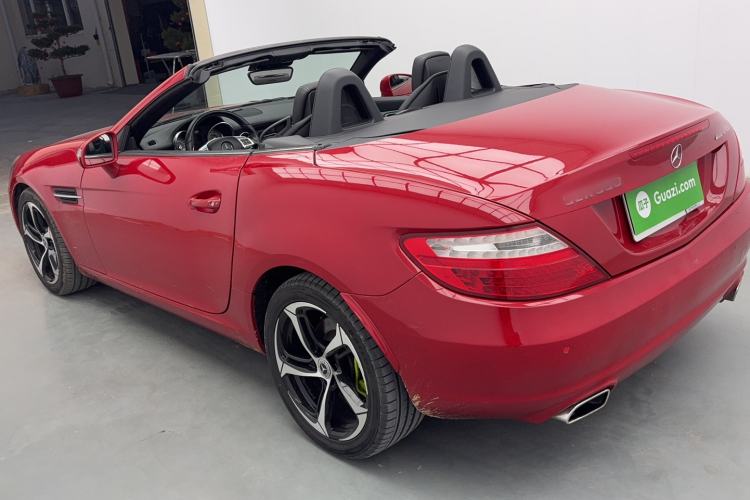 Used Mercedes-Benz SLK-Class 2011 SLK 200 Fashion Model Exterior 3