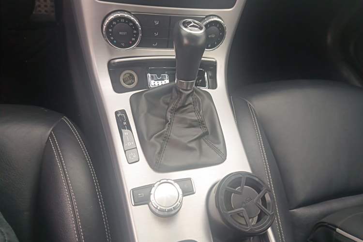 Used Mercedes-Benz SLK-Class 2011 SLK 200 Fashion Model Gear Lever