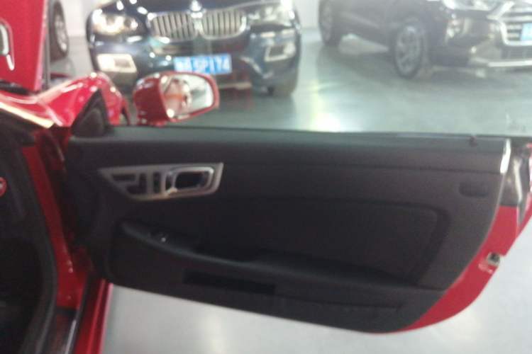 Used Mercedes-Benz SLK-Class 2011 SLK 200 Fashion Model Interior 6