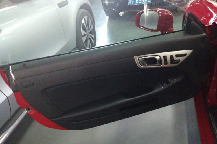 Used Mercedes-Benz SLK-Class 2011 SLK 200 Fashion Model Interior 7