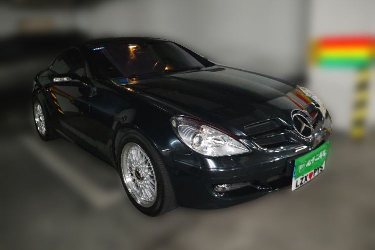Used Mercedes-Benz SLK-Class 2004 SLK 350 Front Right 45 Deg