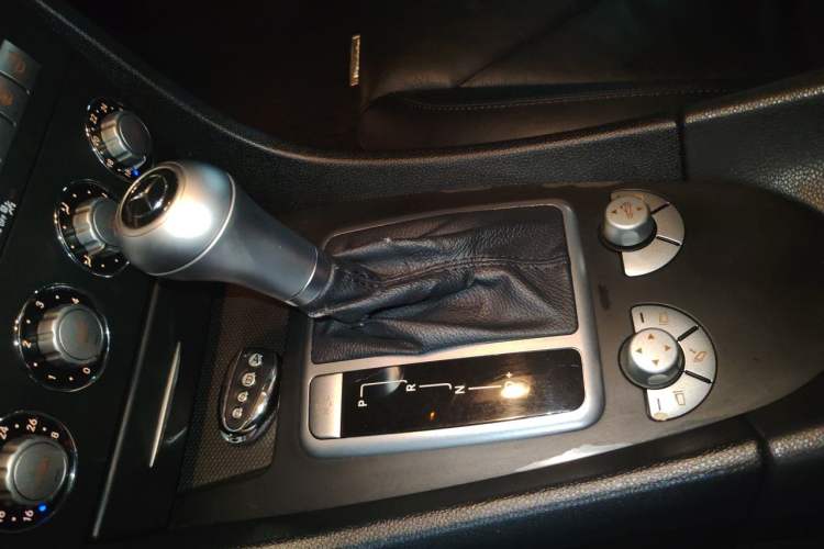 Used Mercedes-Benz SLK-Class 2004 SLK 350 Gear Lever