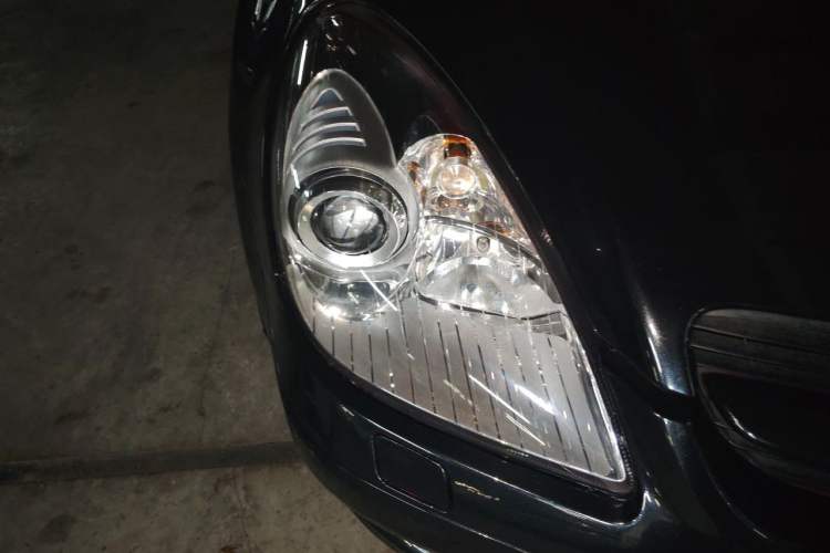 Used Mercedes-Benz SLK-Class 2004 SLK 350 Right Front Headlight