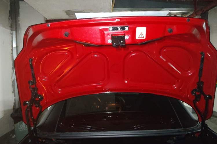 Used Mercedes-Benz SLK-Class 2004 SLK 350 Trunk