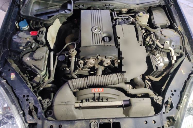 Used Mercedes-Benz SLK-Class 2004 SLK 200K Engine Bay