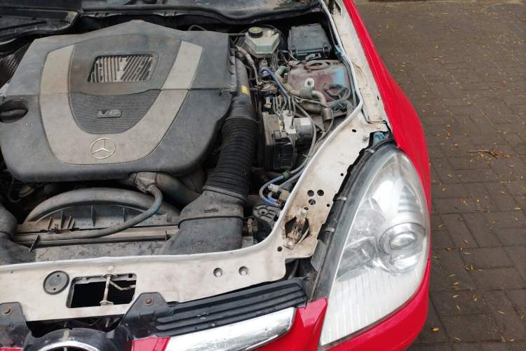 Used Mercedes-Benz SLK-Class 2006 SLK 280 Engine Bay Left