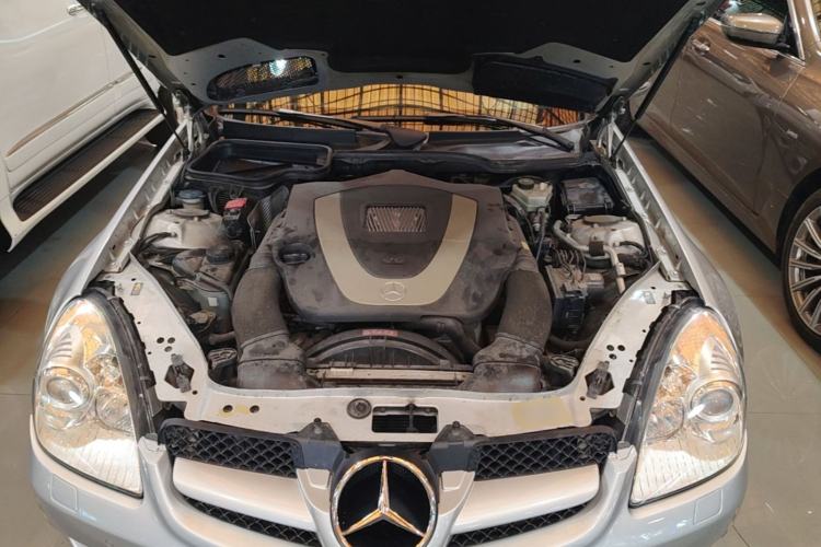 Used Mercedes-Benz SLK-Class 2006 SLK 280 Engine Bay