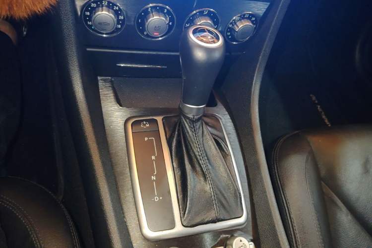 Used Mercedes-Benz SLK-Class 2006 SLK 280 Gear Lever