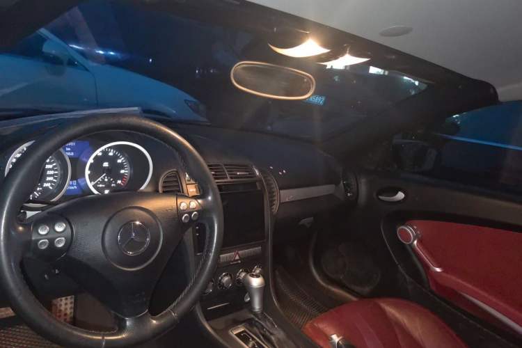 Used Mercedes-Benz SLK-Class  Headliner