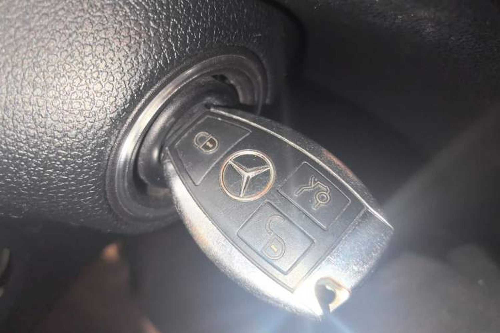 Used Mercedes-Benz SLK-Class  Vehicle Key