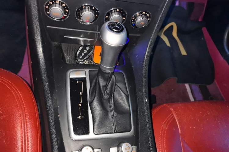 Used Mercedes-Benz SLK-Class 2008 SLK 200K PASSION Gear Lever