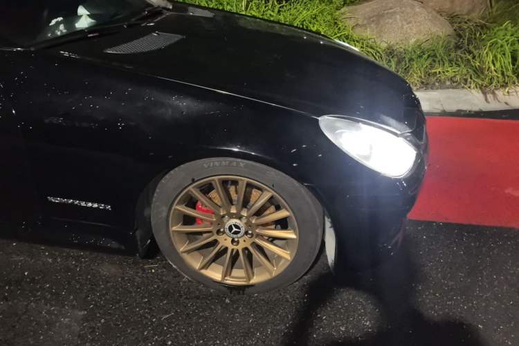 Used Mercedes-Benz SLK-Class 2008 SLK 200K PASSION Right Front Wheel Hub