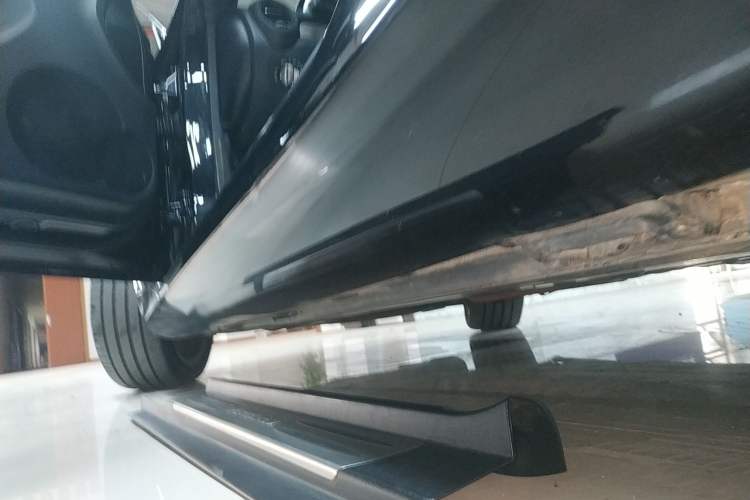 Used Mercedes-Benz SLK-Class 2009 SLK 200K Left Side Sill