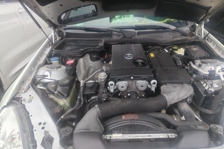 Used Mercedes-Benz SLK-Class 2009 SLK 200K Engine Bay Right