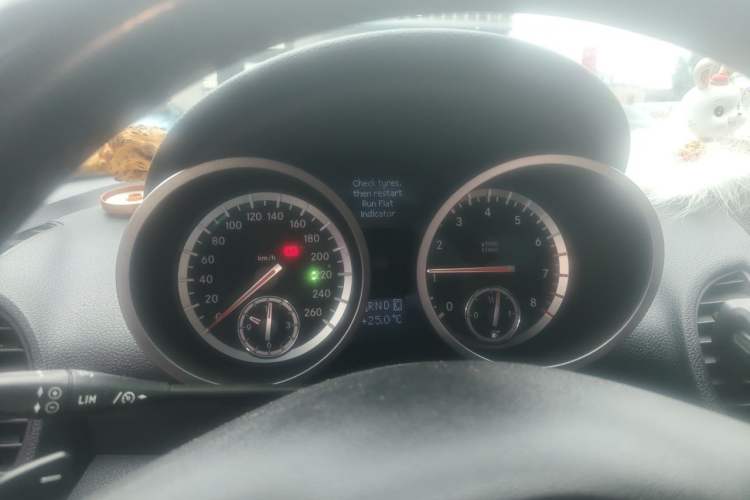 Used Mercedes-Benz SLK-Class 2009 SLK 200K Instrument Cluster