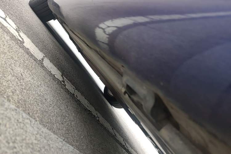 Used Mercedes-Benz SLK-Class 2010 SLK 300 Grand Edition Left Side Sill
