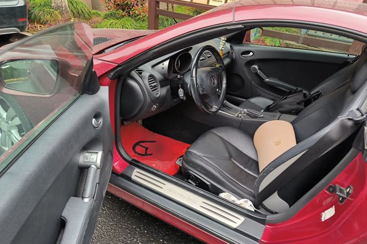Used Mercedes-Benz SLK-Class 2010 SLK 200K Driver Seat