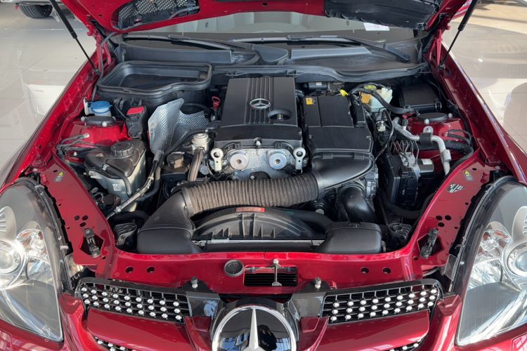 Used Mercedes-Benz SLK-Class 2010 SLK 200K Grand Edition Engine Bay