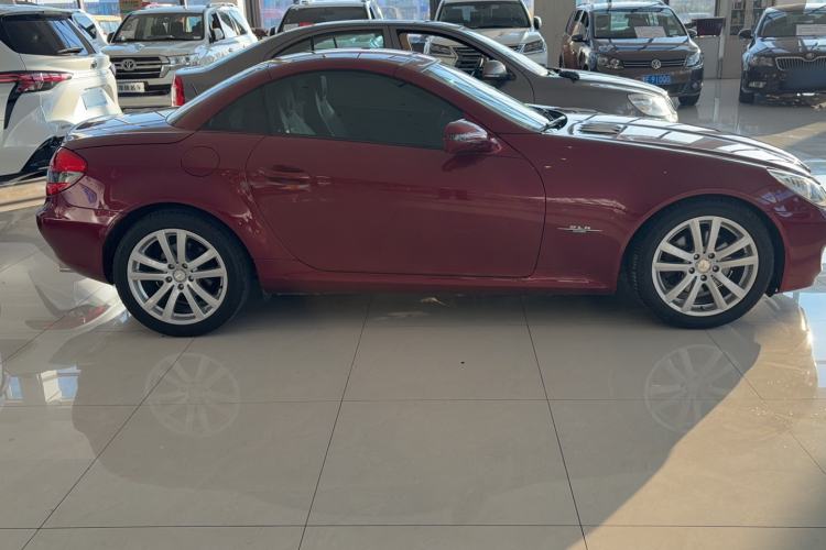 Used Mercedes-Benz SLK-Class 2010 SLK 200K Grand Edition Exterior 4