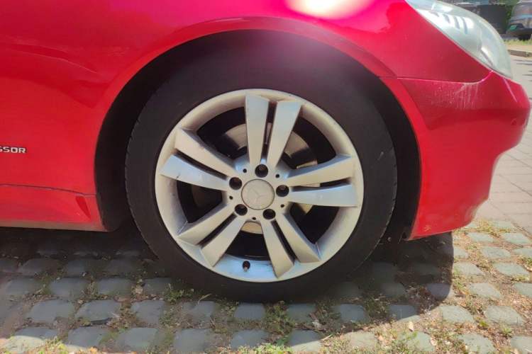 Used Mercedes-Benz SLK-Class 2010 SLK 200K Right Front Wheel Hub