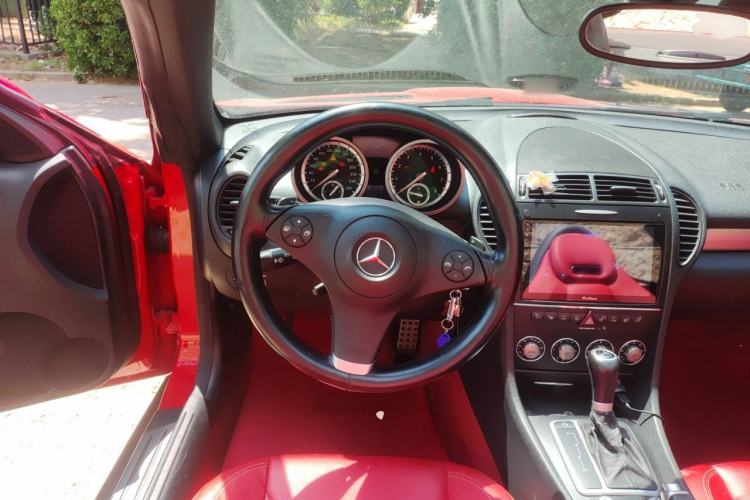 Used Mercedes-Benz SLK-Class 2010 SLK 200K Steering Wheel