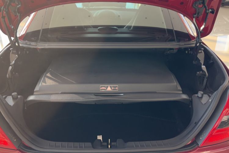 Used Mercedes-Benz SLK-Class 2010 SLK 200K Grand Edition Trunk