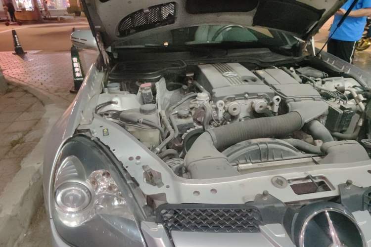 Used Mercedes-Benz SLK-Class 2010 SLK 200K Grand Edition Engine Bay Right