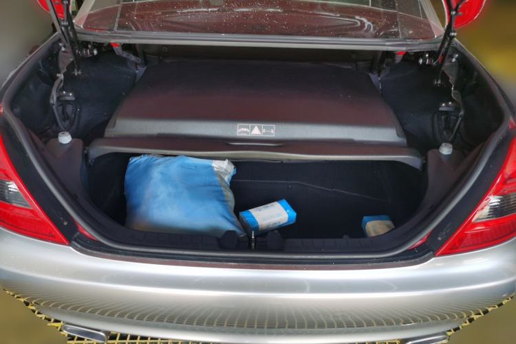 Used Mercedes-Benz SLK-Class 2010 SLK 300 Grand Edition Trunk