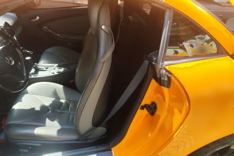 Used Mercedes-Benz SLK-Class 2010 SLK 300 Grand Edition Left Rear Seat