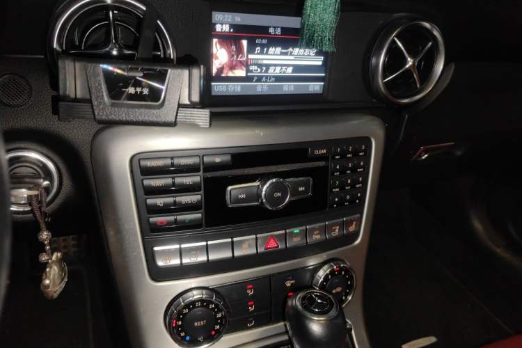 Used Mercedes-Benz SLK-Class 2011 SLK 200 Fashion Model Audio And AC Panel