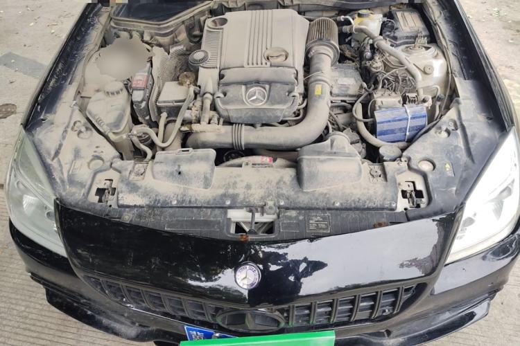Used Mercedes-Benz SLK-Class 2011 SLK 200 Fashion Model Engine Bay